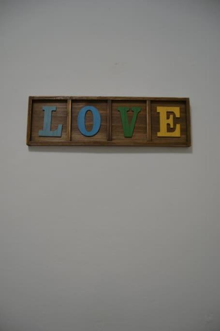 Cozy And Well Connected Apartment Sevilla Bagian luar foto